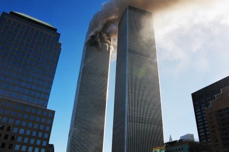 Photo of the burning twin towers.